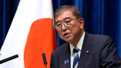 премьер японии исиба