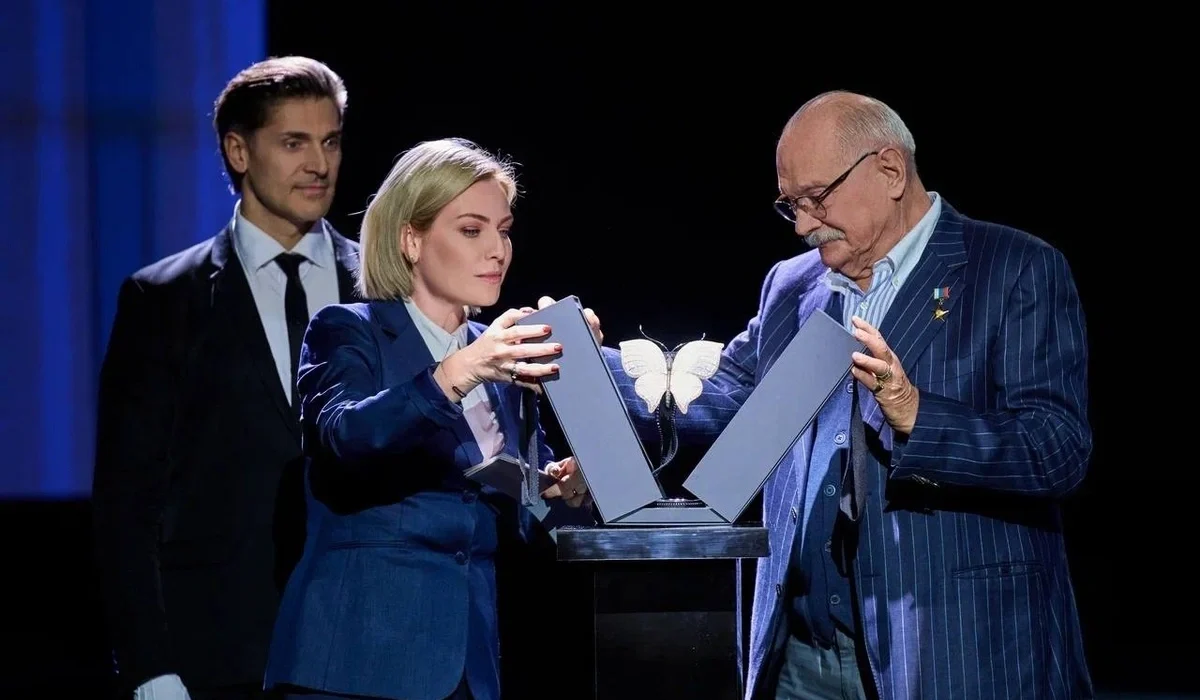 бриллиантовая-бабочка-михалков