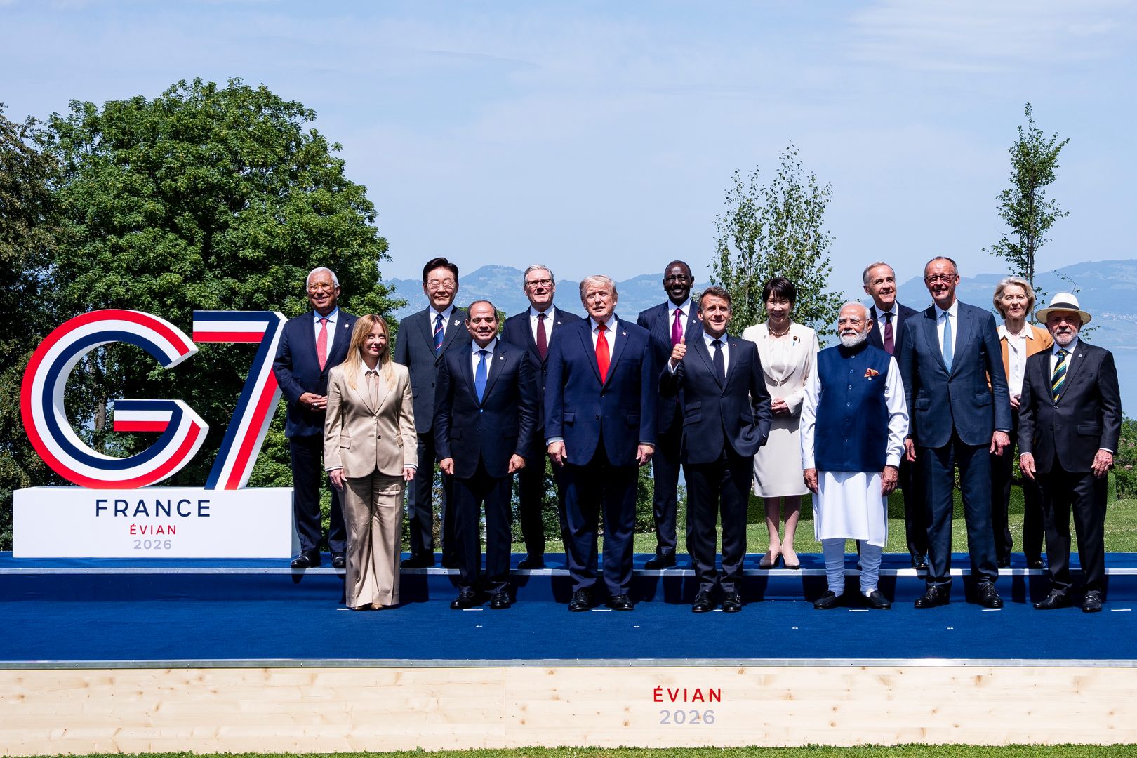 Unity for the cameras: Why G7 is the summit of pretenses